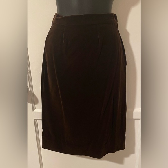 70’s Original Pencil Velvet Midi Skirt! 🤎 - Picture 1 of 4